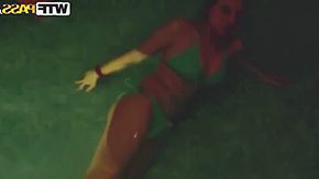 Pool, Allure, Amateur, Anal, Anal Creampie, Anal Finger
